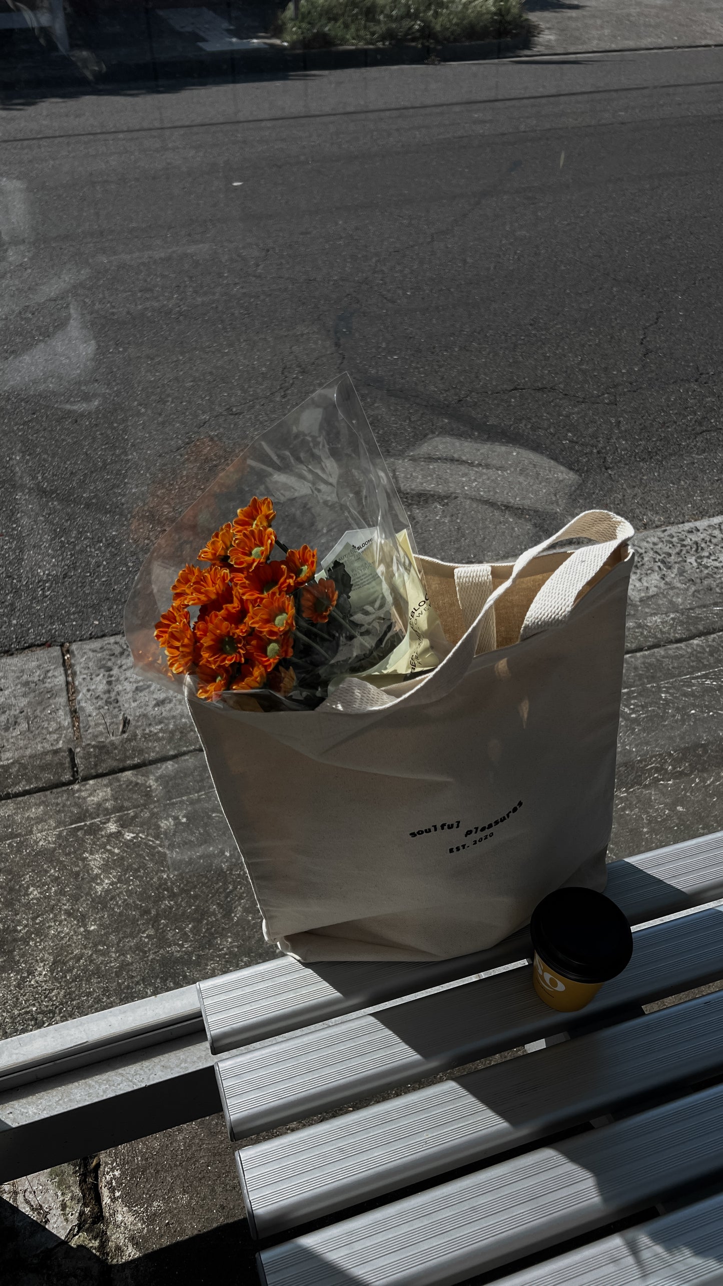 Tote bag